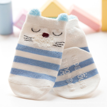 Infants and toddlers non-slip winter home socks animal design 3D ear socks for sale